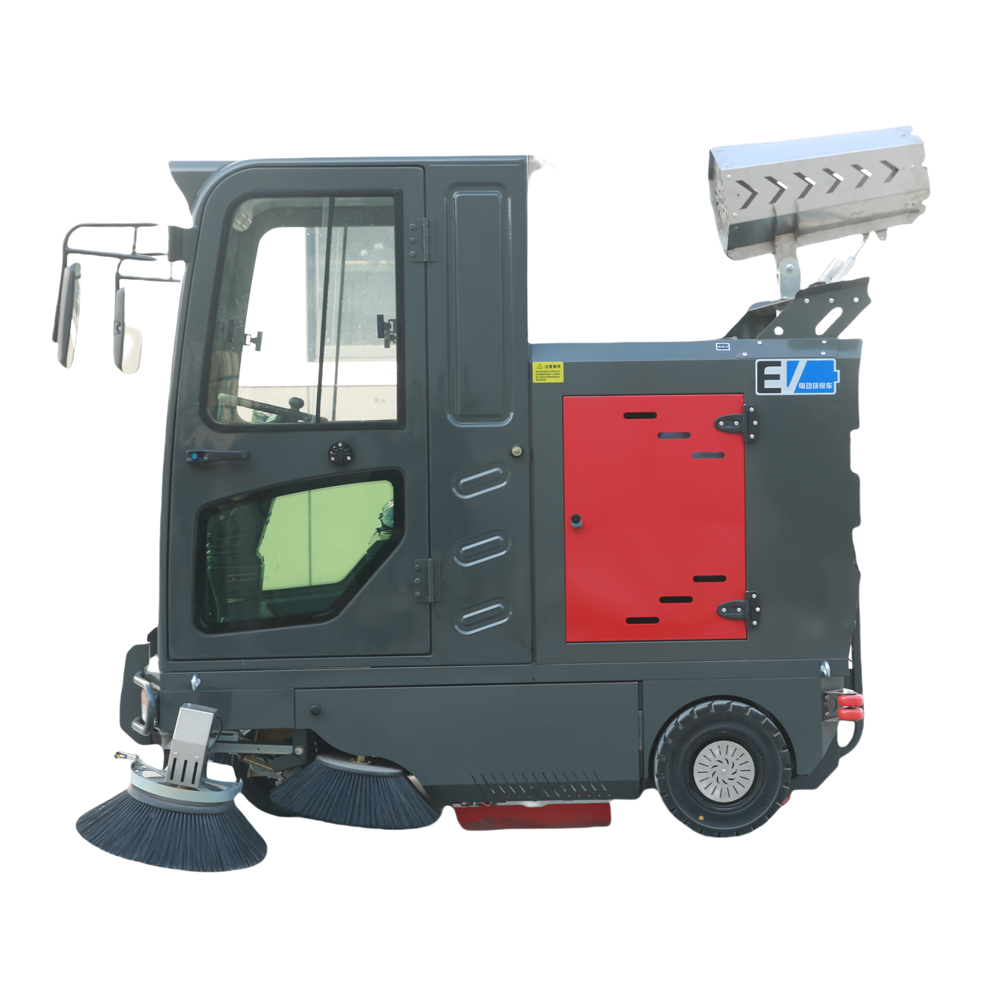 BS22A Totally Enclosed Ride On Sweeper